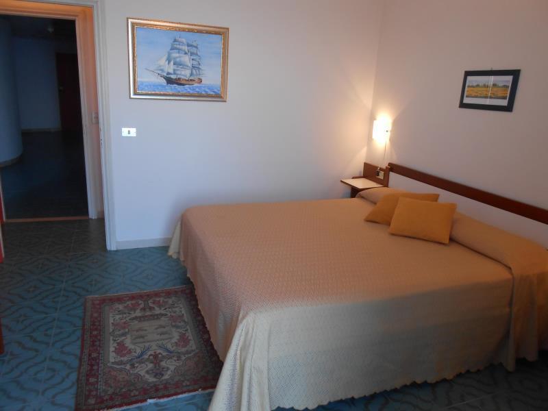 Hotel Vittoria ปอร์โต ซานโต สเตฟาโน ภายนอก รูปภาพ