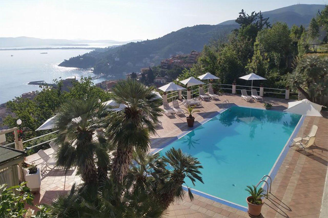 Hotel Vittoria ปอร์โต ซานโต สเตฟาโน ภายนอก รูปภาพ